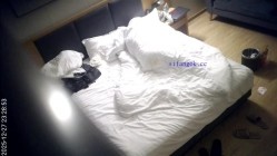 酒店偷拍 高冷反差婊圣诞跨年被男友操无毛二天二夜 截图6