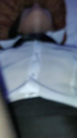 和公司的少妇勾肩搭背、真实做爱记录她在床上真的好自然，听她叫春都是一种享受 截图12