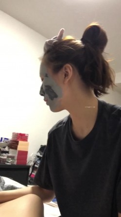 【云盘不慎泄密】明星颜值美女与男友大尺度自拍泄密流出 外表清纯原来内心淫荡无比 原版高清 截图8