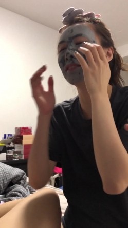 【云盘不慎泄密】明星颜值美女与男友大尺度自拍泄密流出 外表清纯原来内心淫荡无比 原版高清 截图16