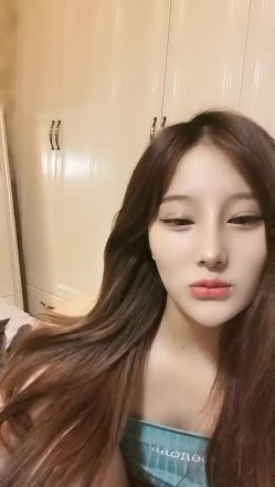 杭州高端小姐 李小璐 ，黑丝少妇，肉棒、跳蛋伺候小淫穴，淫荡叫床声，骚气逼人！ 截图4