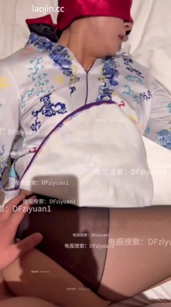 大神包养流出，【巅峰MALONG精品】，03年_173，真实海航空姐，头等舱登机欢迎仪式 截图16