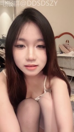 清纯反差妹【猫猫在校】JK紫裙全裸道具自慰啪啪粉穴特写 截图9