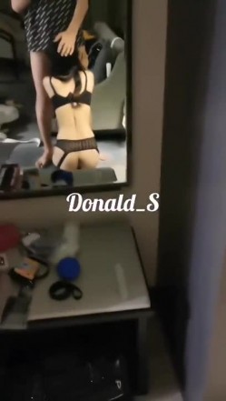 顶级约炮大神【Donald_S】3P淫乱众多极品反差婊 别人眼中的女神被当成母狗一样操！被鸡巴各种玩弄！ 截图12