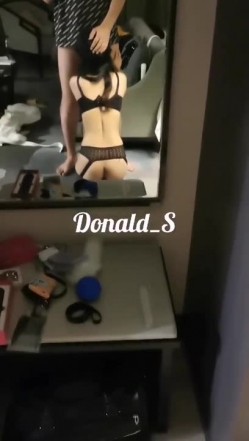 顶级约炮大神【Donald_S】3P淫乱众多极品反差婊 别人眼中的女神被当成母狗一样操！被鸡巴各种玩弄！ 截图14