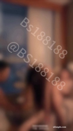 极品绿帽淫妻【仙人掌BS188】399付费，单男操3P露出车震，主打一个刺激 截图11