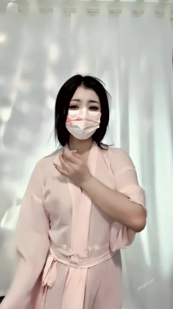 青春无敌，抖音风艺校美少女【杨晓花】定制福利，露脸露点，各种热门BGM裸舞 截图10