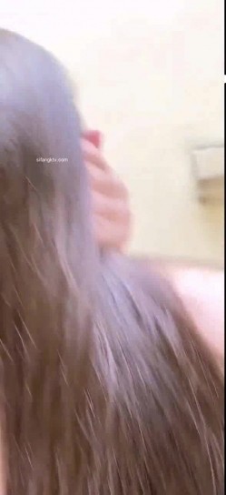 数百位网红母狗性爱甄选 爆乳粉穴网红淫乱性爱 完美露脸 截图13