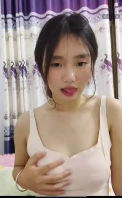 PUA套路【一对一】云南大二学生妹，精彩对白，忽悠给看个奶 截图11