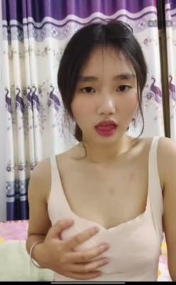 PUA套路【一对一】云南大二学生妹，精彩对白，忽悠给看个奶 截图12