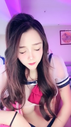 ️神级女神【董小姐】高端女神！模特身材~裸舞~道具自慰~白浆直流！ 截图11