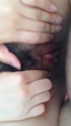 【男人の梦】东北狂野女孩和男友日常性爱私拍流出 喜欢裹屌 浪逼紧白浆多 完美露脸 真实感爆棚 高清1080P版 截图2