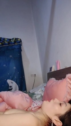 端庄长发小骚妇夫妻啪啪做爱秀，女上位啪啪打桩后入内射一逼 截图12