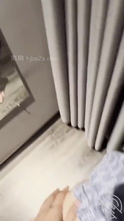 乱伦大神小钢炮 ️超刺激和大嫂首次酒店操逼开着门后入大嫂再口爆吞精 截图8