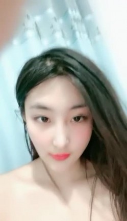 小琬儿【小酒窝大长腿女神来袭】高挑完美身材甜美颜神 劲舞很卖力性格非常开朗可爱 截图12