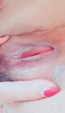 自爆婚前已过万人斩！推特极品反差人妻【愿做你的乌云】淫荡自拍视图流出 截图5