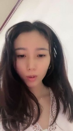 超美女神~越看越喜欢【终于尼】全裸抠逼自慰 颜值巅峰射了，这个是真良家啊 截图1