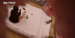 《乐橙云破解》小伙带着极品女同事酒店开房换上黑丝吃鲍鱼啪啪不停的连干5炮 截图1