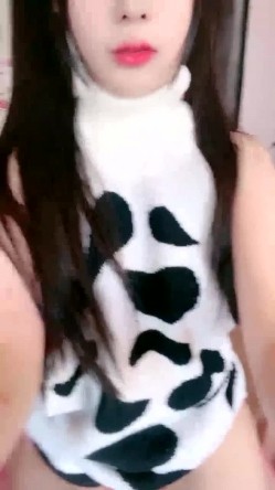 最新网红瓜曝光，抖音二次元卡哇伊可盐可甜高颜美少女【小九酱】露脸定制私拍，美鲍美菊道具紫薇啪啪呻吟销魂，撸点很高 截图13