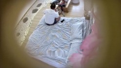 酒店偷拍胖大款和漂亮情妇幽会 ️先睡一觉吃饱和足再好好干一炮 截图10