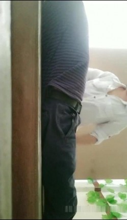 广西口音很有女人味的养生馆按摩女技师50块就让老头干不少狼友看了都蠢蠢欲动也想找女技师 截图6