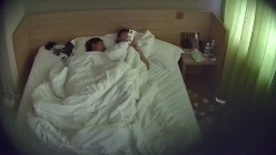 精品酒店偷拍貌似学霸的学生情侣眼镜妹子和男友入住三天两夜怒操多次极尽的释放 截图9