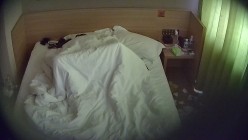 精品酒店偷拍貌似学霸的学生情侣眼镜妹子和男友入住三天两夜怒操多次极尽的释放 截图15