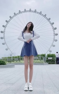 【精品泄密】多位美女不雅视频遭曝光 ️（17位美女良家出镜） 截图2