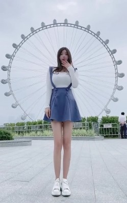 【精品泄密】多位美女不雅视频遭曝光 ️（17位美女良家出镜） 截图3