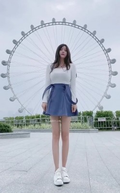 【精品泄密】多位美女不雅视频遭曝光 ️（17位美女良家出镜） 截图6