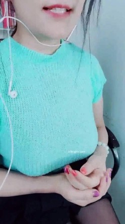 【漂亮女老师】川大24岁英语老师~上课大黑牛狂喷水~1举2得~！~学位证大胆亮出来，985就是厉害 截图7