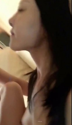 推特精品博主高颜值反差婊 ️美丽的外表下有颗淫荡的心 各种无底线花样玩法令人乍舌 截图6