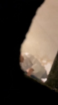 大神洗澡偷拍 学校浴室近距离偷拍学妹洗澡,胆量挑战训练 截图2