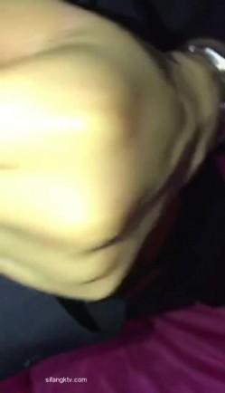 【真实空姐 ️稀缺航空】极品制服『空姐』反差婊私拍集 佳妮空姐多名女神接机啪啪 穿空姐制服做爱 截图7