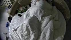 情趣台 妓女小少妇被花臂胖男人点单 少妇翘臀上下抽动 把男人爽得双手无措 翻身拉过来直接狠操 截图11