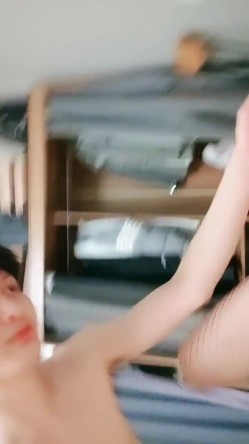 校花女神被干了~【大鸭梨】多场啪啪~狂射！无毛白虎，馒头逼，美艳动人精彩！ 截图15