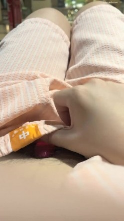 【蜜蜜蜜蜜蜜桃】足疗店~勾搭专业男技师 金手指插穴!! ~ 截图5
