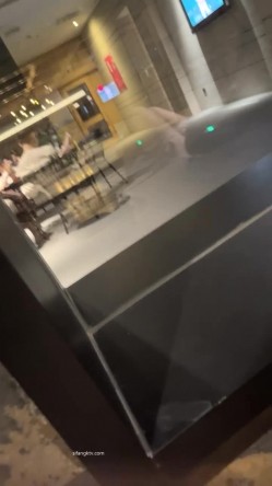 【蜜蜜蜜蜜蜜桃】足疗店~勾搭专业男技师 金手指插穴!! ~ 截图7