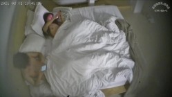 上帝视角 身材好 模样俏 酥胸盈盈一握的小美女 再穿上黑丝 就这个配置 只要男人有机会 都得全力操 截图11