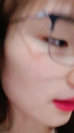 宝贝快来，露脸美女约啪附近大哥激情啪啪刺激狼友，舔弄大鸡巴深喉，激情上位后入抽插，浪叫呻吟不止好刺激 截图9