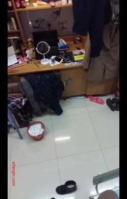 妹子出卖偷拍室友在宿舍换衣服裸睡 有时候还明目张胆的拍 截图11