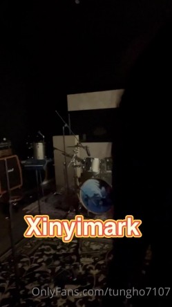 泡良大神性爱救火队「Xinyimark 」OF日常约炮露脸私拍 众多良家学生模特网红拜倒在炮王牛仔裤下 截图14