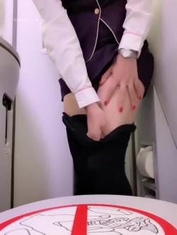 【真实空姐】各大航空美丽空姐不欲人知的真实反差 截图15