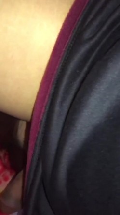 露脸老熟女深埋胯下毒龙口交，太骚了，‘大骚逼，你不骚我来找你干啥’，哈哈哈-阿姨笑得好欢乐！ 截图2