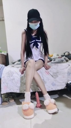 出道即巅峰新人露脸推特顶B王，人瘦奶大小魔女【蒂米】定制私拍，裸舞顶胯，道具紫薇无套啪啪内射 截图2