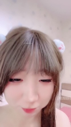 今年最美校花【邪恶双马尾】道具自慰 罕见收费房~尺度全开~全裸 截图11