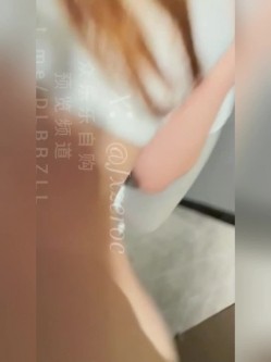 推特肌肉猛男打桩机『jxzeroc』单位同事总是有意无意的勾引我，趁公司团建机会拿下 白色吊带淫荡翘臀少妇后入 截图3
