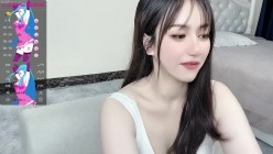 ️F杯巨乳美女【LinLin】超级大奶子~一对一道具自慰~高潮喷水颤抖 截图2