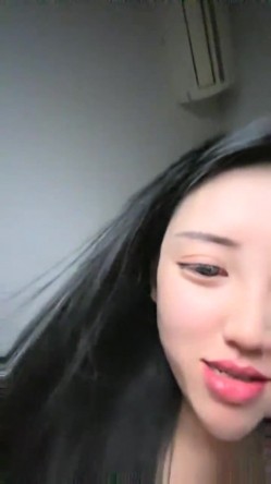 178胸膜！~【傲胸新木优子】，KTV土豪淫乱，高端酒店会牛郎！夜生活真是丰富，之前还爱装逼不脱呢 截图2