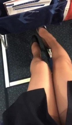 【真实空姐】各大航空美丽空姐不欲人知的真实反差 截图1